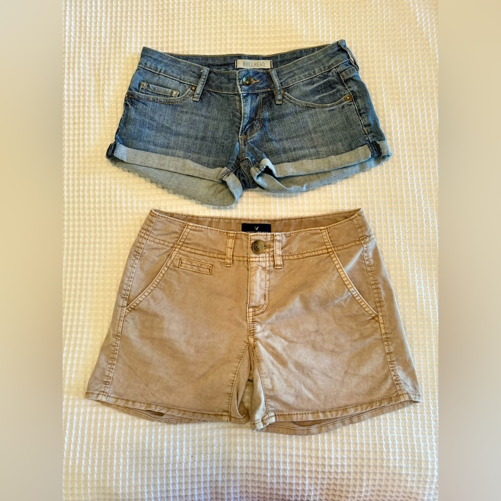 Bullhead Denim and American Eagle Tan Women's Shorts Set Size 00